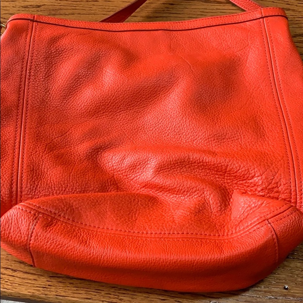 Large tote - Picture 5 of 8
